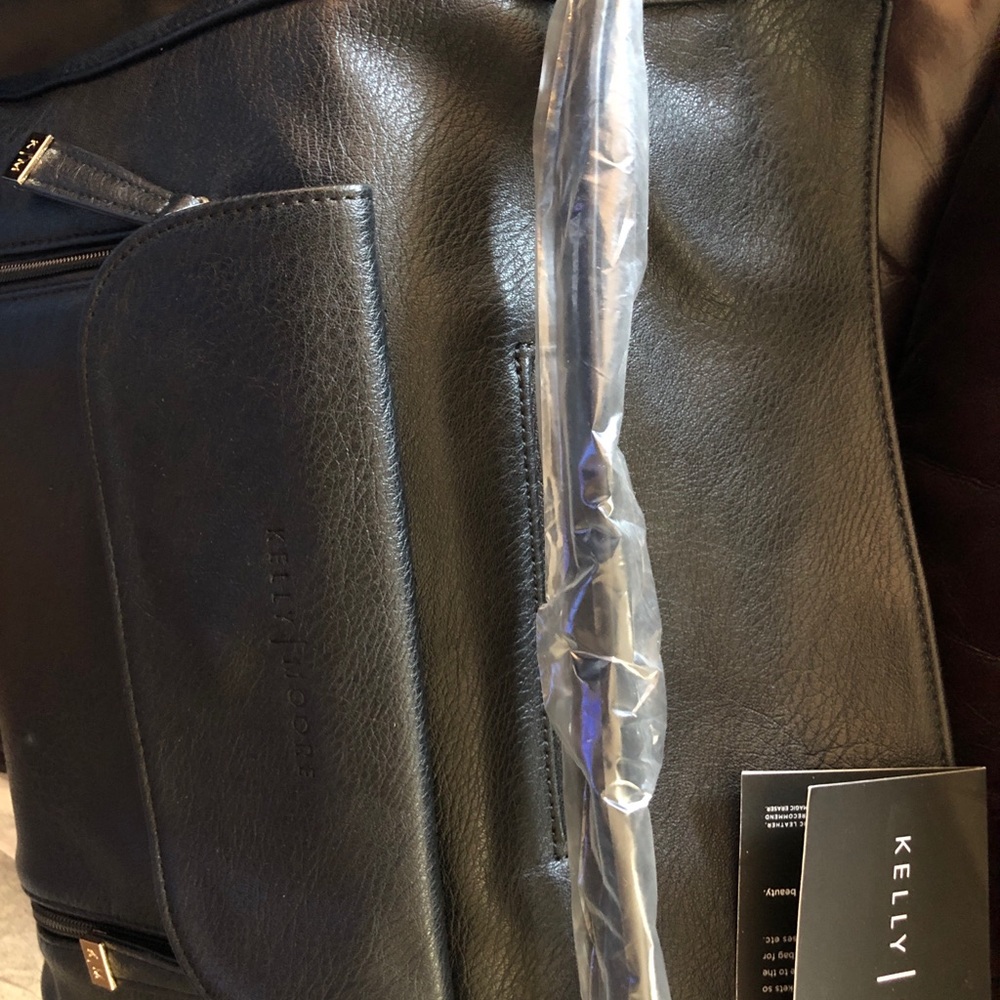 Kelly Moore bag Sues Shoulder bag